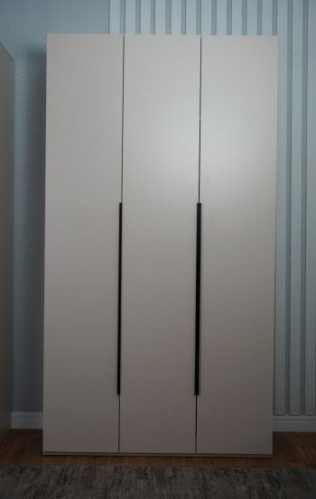 Шкаф 1200 мм Пальма, Сатин (ДСВ) в Ивделе - ivdel.mebel-e96.ru