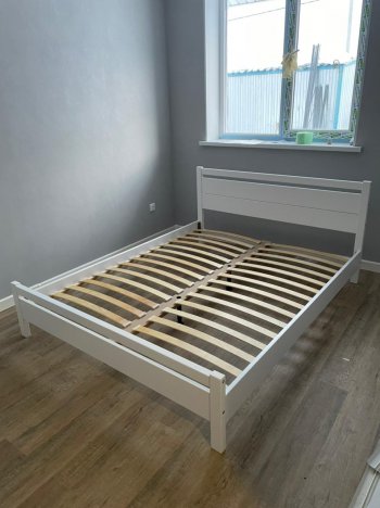 Кровать из массива Вероника-1 Белый античный (1600х2000) (БМ) в Ивделе - ivdel.mebel-e96.ru